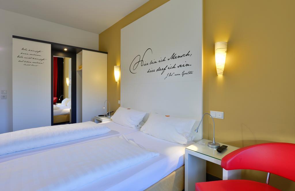 Hotel Fliegendes Klassenzimmer Бад-Берлебурґ Екстер'єр фото