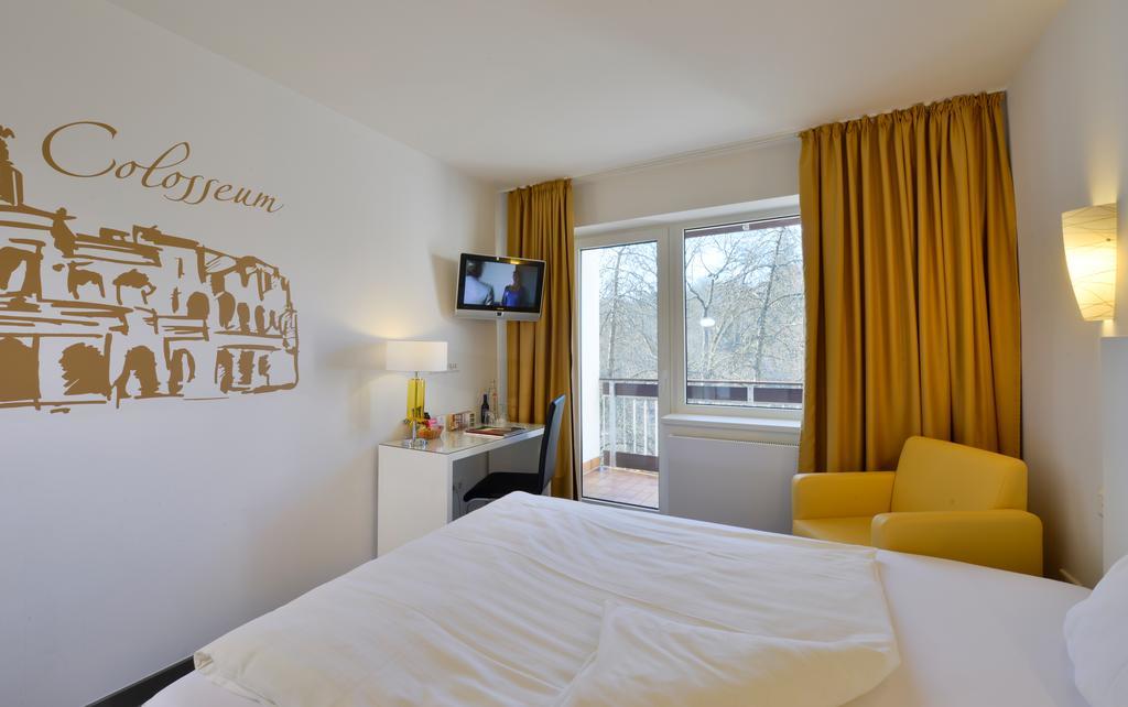 Hotel Fliegendes Klassenzimmer Бад-Берлебурґ Екстер'єр фото