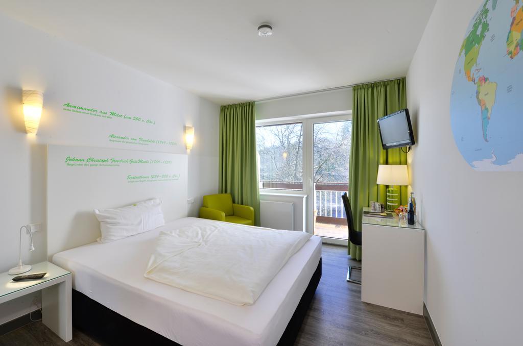Hotel Fliegendes Klassenzimmer Бад-Берлебурґ Екстер'єр фото